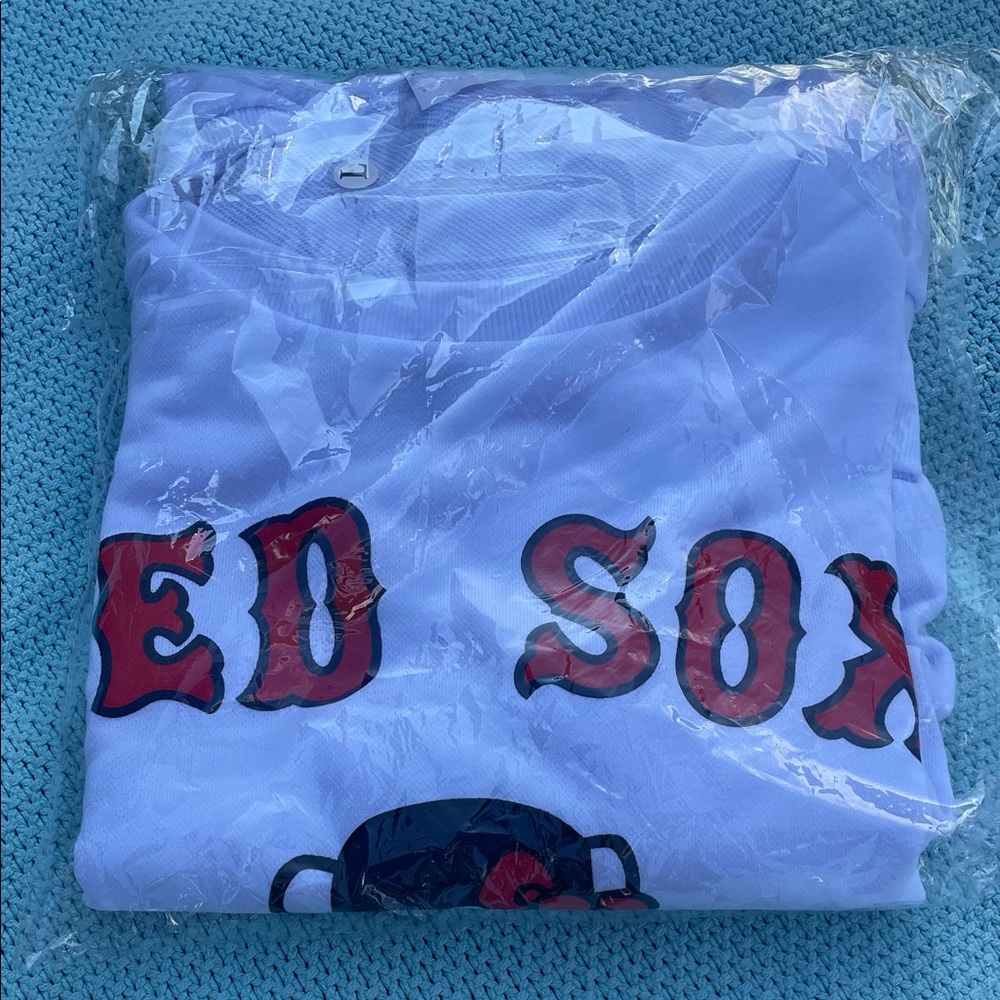 Hello Kitty Red Sox Sweatshirt - Picture 2 of 3
